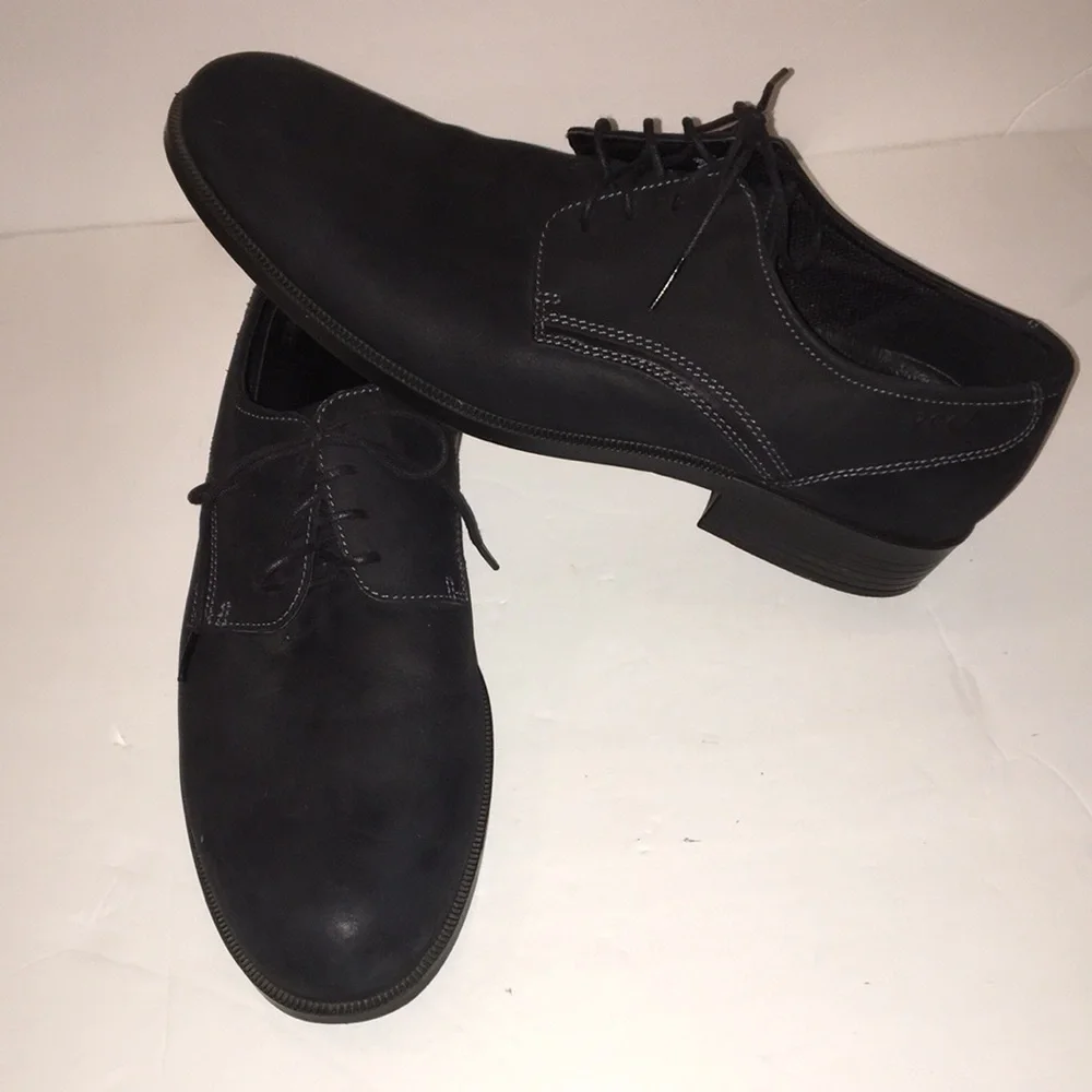 ECCO Men’s Black Suede Oxford Lace up Shock Point Heel